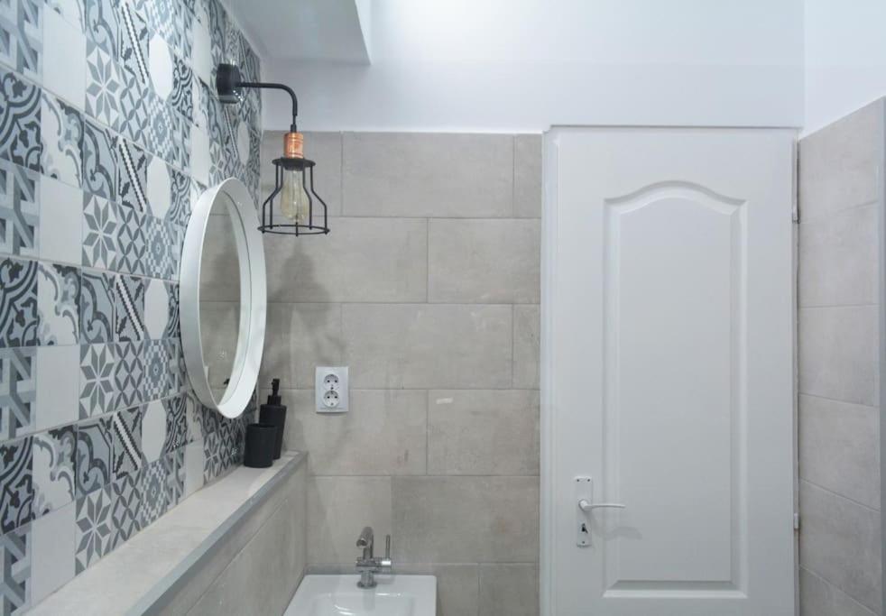 2 Bdr / Cozy Ap Near Old Town Apartment Bucureşti Exterior foto